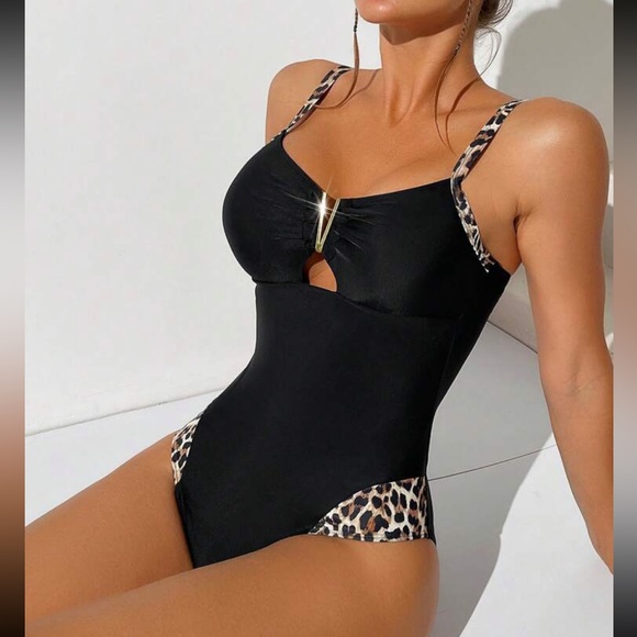 Boho black leopard print one piece monokini swimsuit